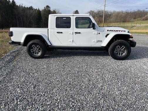 2026 Jeep Gladiator Mojave