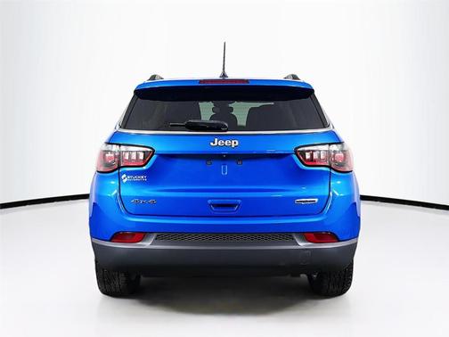 Laser Blue 2022 Jeep Compass Latitude