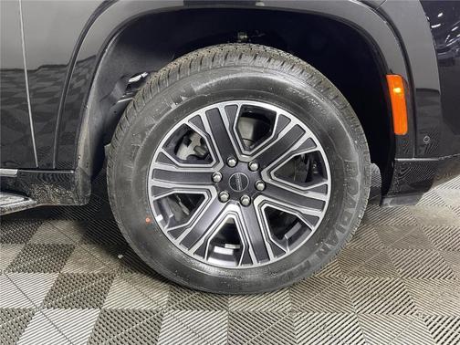 2025 Jeep Wagoneer Series II