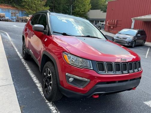 Redline Pearlcoat 2020 Jeep Compass Trailhawk