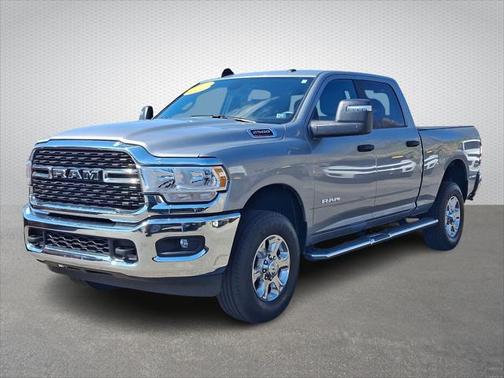 2024 RAM 2500 Big Horn Crew Cab 4x4 64' Box