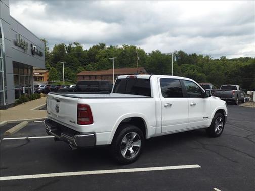 Photo 4 of 20 of 2019 RAM 1500 Laramie