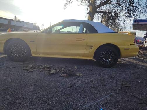 1998 Ford Mustang GT