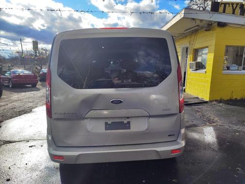 2015 Ford Transit Connect XLT w/Rear Liftgate