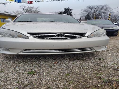 2005 Toyota Camry XLE