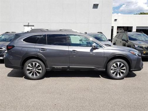 2025 Subaru Outback Touring