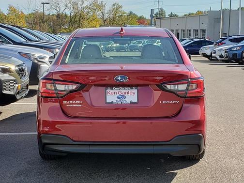 2025 Subaru Legacy Limited