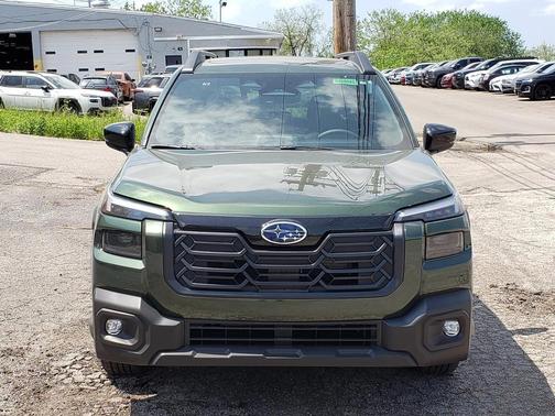 Deep Emerald Green Pearl 2026 Subaru Outback Premium