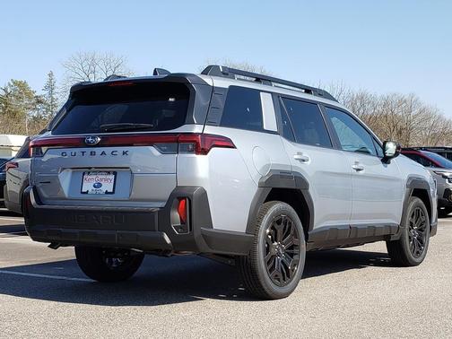 Ice Silver Metallic 2026 Subaru Outback Limited XT