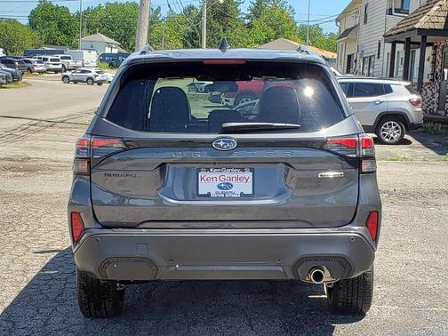 Magnetite Gray Metallic 2026 Subaru Forester Touring