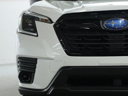 2023 Subaru Forester Base