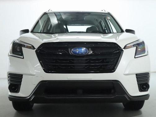 2023 Subaru Forester Base