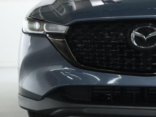 2022 Mazda CX-5 Carbon Edition