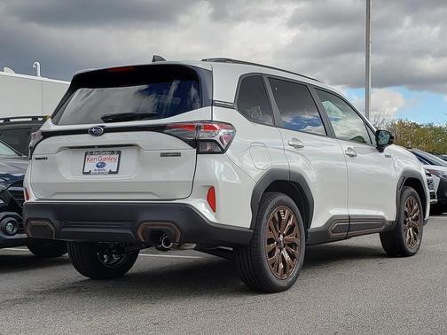 2025 Subaru Forester Hybrid Sport