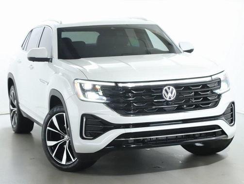 2024 Volkswagen Atlas Cross Sport 2.0T SEL Premium
