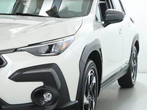 Crystal White Pearl 2024 Subaru Crosstrek Limited
