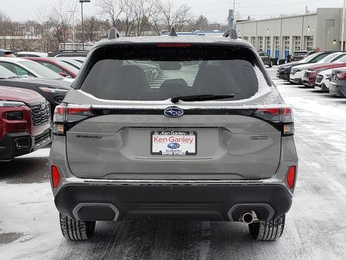 2025 Subaru Forester Hybrid Limited