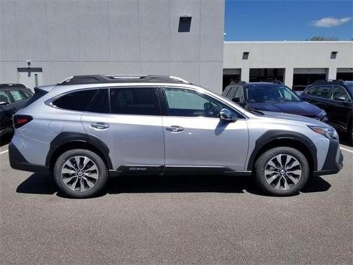 2025 Subaru Outback Touring