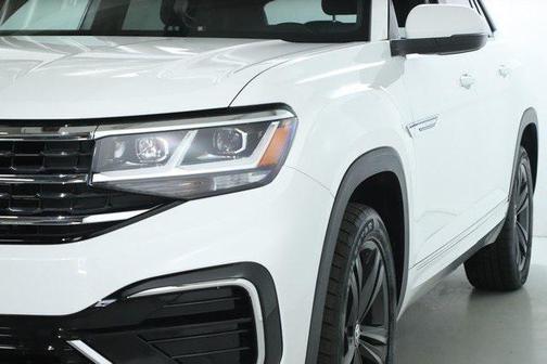 2021 Volkswagen Atlas Cross Sport 3.6L V6 SE w/Technology R-Line