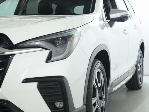 2023 Subaru Ascent Limited 8-Passenger