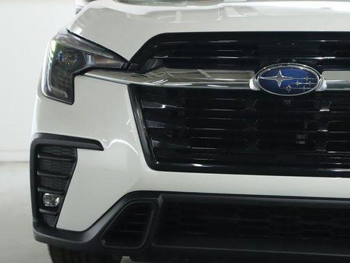 2023 Subaru Ascent Limited 8-Passenger