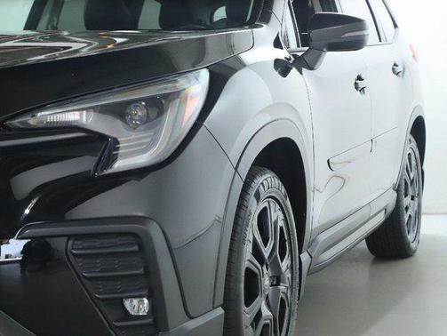Crystal Black Silica 2023 Subaru Ascent Onyx Edition 7-Passenger