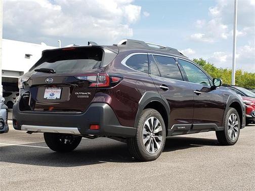 2025 Subaru Outback Touring