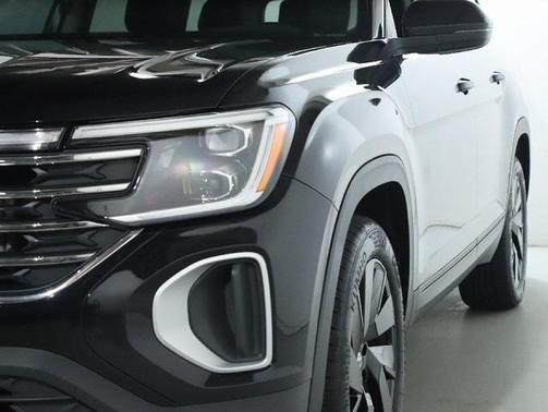 2024 Volkswagen Atlas 2.0T SE w/Technology 4MOTION