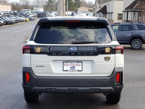 Crystal White Pearl 2026 Subaru Outback Wilderness