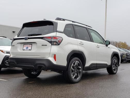 2025 Subaru Forester Hybrid Premium