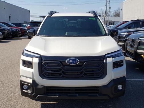 Crystal White Pearl 2026 Subaru Outback Premium