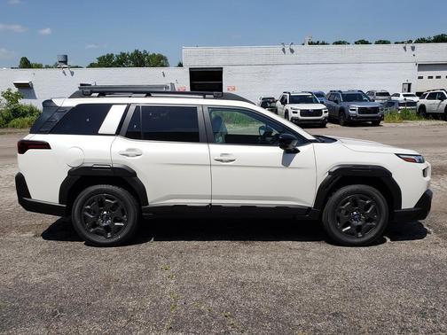 Crystal White Pearl 2026 Subaru Outback Premium