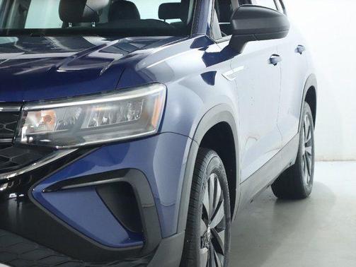 Dusk Blue Metallic 2023 Volkswagen Taos 1.5T S
