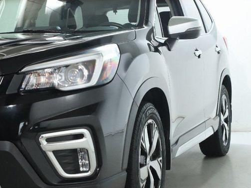 Crystal Black Silica 2019 Subaru Forester Touring