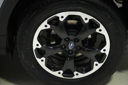Photo 5 of 48 of 2021 Subaru Crosstrek Premium