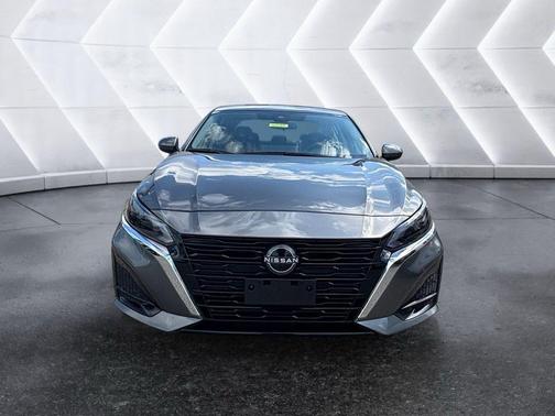 Gun Metallic 2024 Nissan Altima 2.5 SV