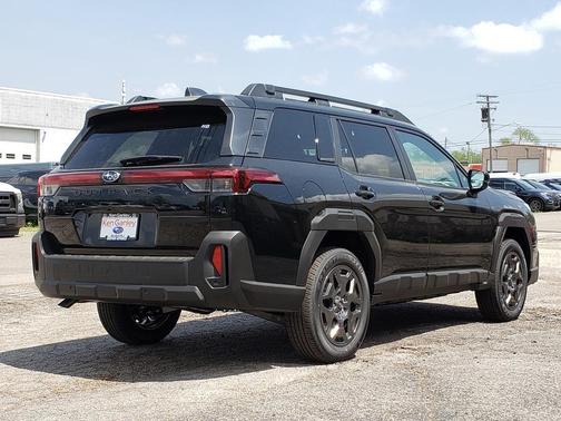 Crystal Black Silica 2026 Subaru Outback Premium