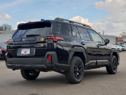 Crystal Black Silica 2026 Subaru Outback Wilderness