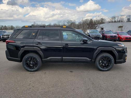 Crystal Black Silica 2026 Subaru Outback Wilderness