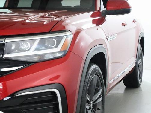 2021 Volkswagen Atlas Cross Sport 3.6L V6 SE w/Technology R-Line