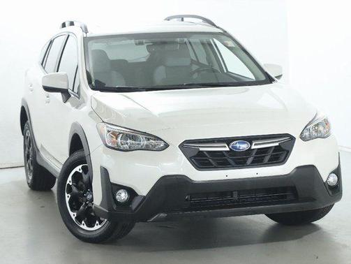 Crystal White Pearl 2023 Subaru Crosstrek Premium
