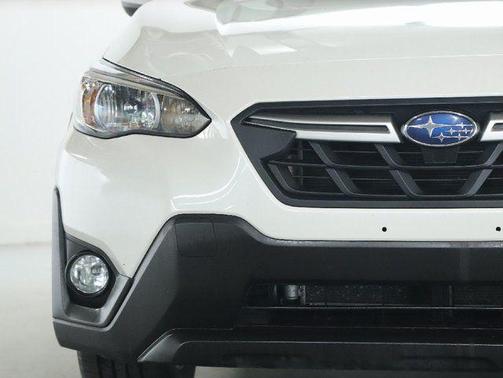 Crystal White Pearl 2023 Subaru Crosstrek Premium