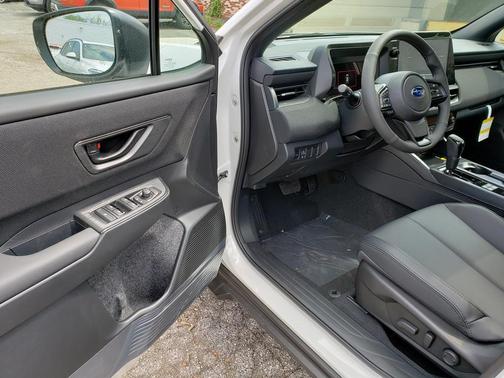 Crystal White Pearl 2026 Subaru Outback Premium