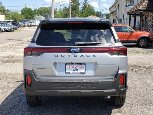 Ice Silver Metallic 2026 Subaru Outback Premium