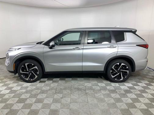 2023 Mitsubishi Outlander SE Black Edition S-AWC