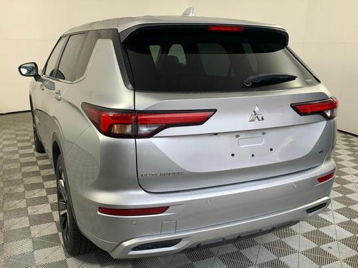 2023 Mitsubishi Outlander SE Black Edition S-AWC