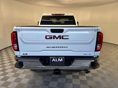 2026 GMC Sierra 2500 SLE