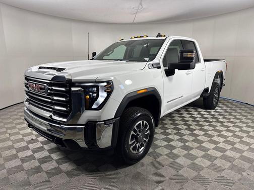 2026 GMC Sierra 2500 SLE