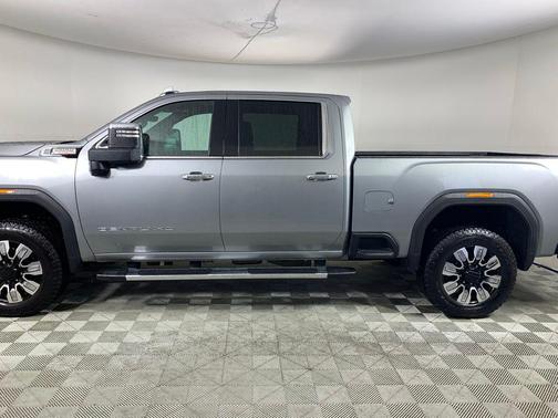 2025 GMC Sierra 3500 Denali