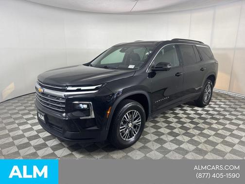 Mosaic Black Metallic 2024 Chevrolet Traverse LT